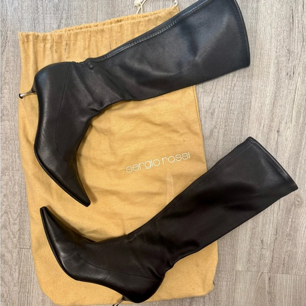 Sergio Rossi Black Stretch Leather Knee Boots 38.5 Pointed Toe Kitten Heel - Picture 1 of 9
